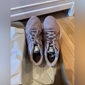 Nike BRAND NEW IN BOX 

Nike Flex TR 8 Women's Training Shoe - Size 9